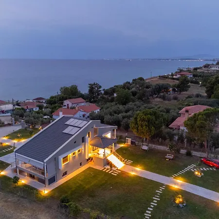 Llanaj 3 By Luxlikehome Case de vacanță *